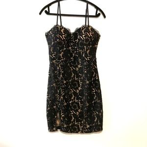 Revamped Lace Mini Dress Black Size Medium